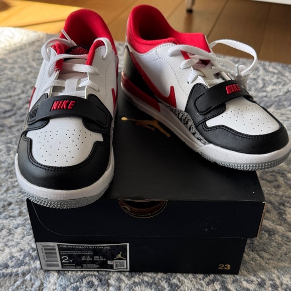 NIB Jordan Legacy 312 low Kids' White Black and Red Sneakers size 2Y